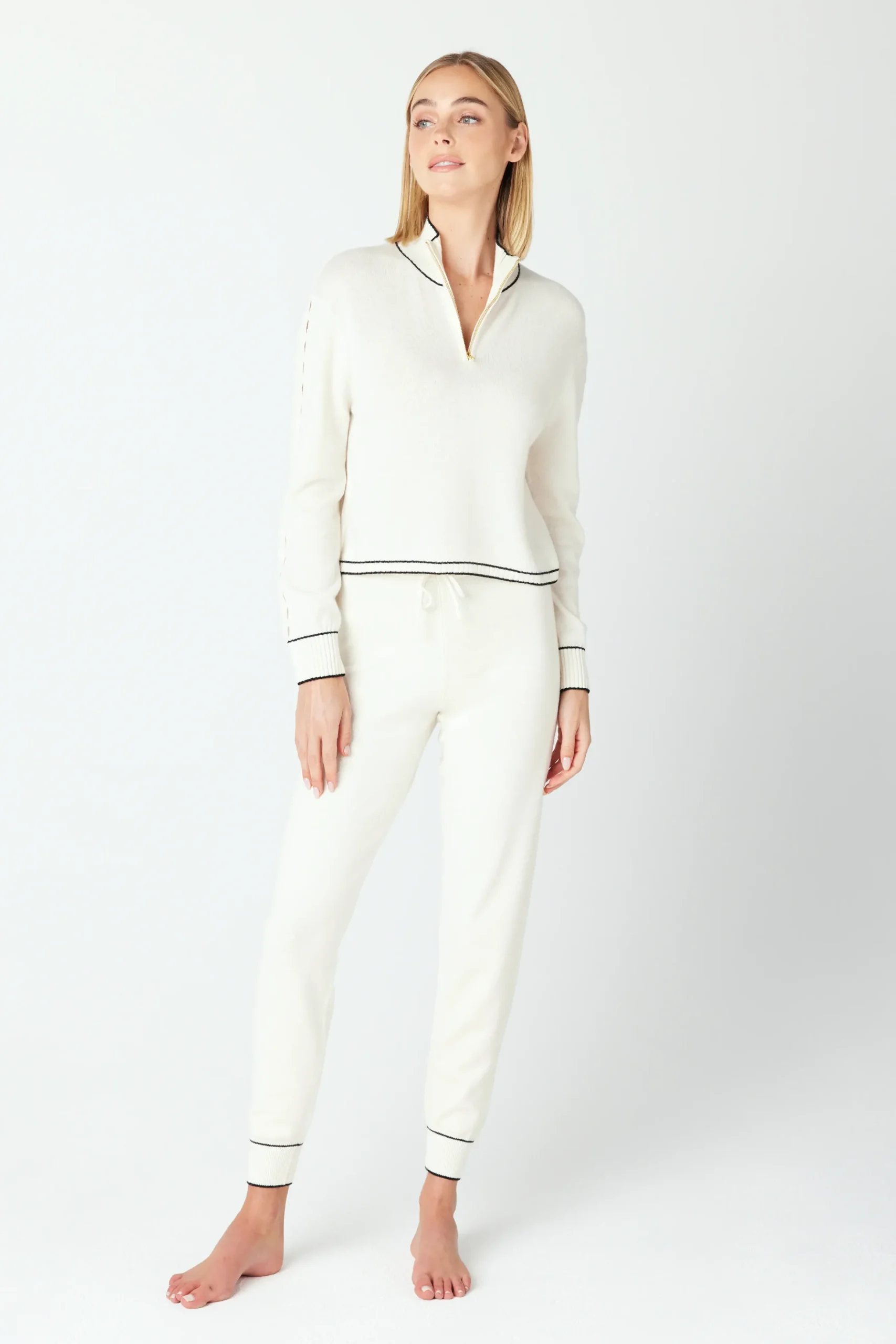 Alice Jogger